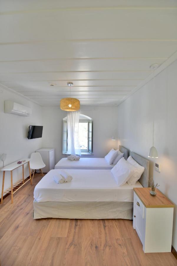 Onar Hydra Hotel Bagian luar foto